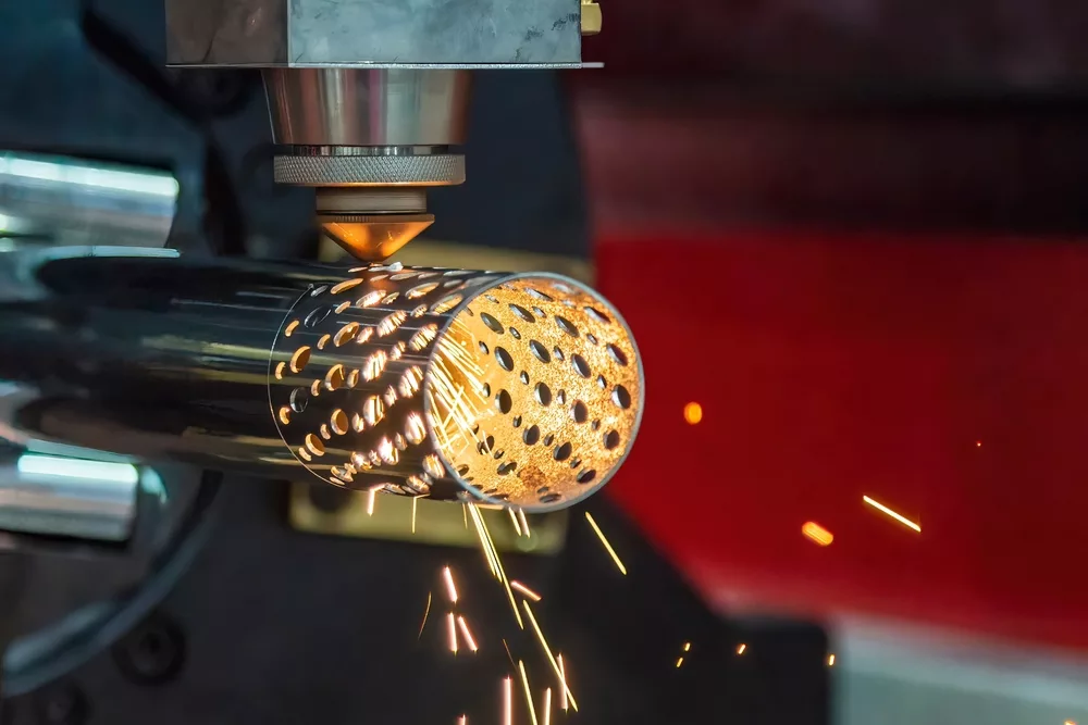Lasery CNC – jakie rodzaje wyróżniamy i czym się od siebie różnią?